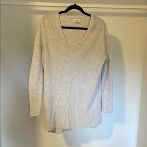 Old Navy Heather Gray V-Neck Sweater